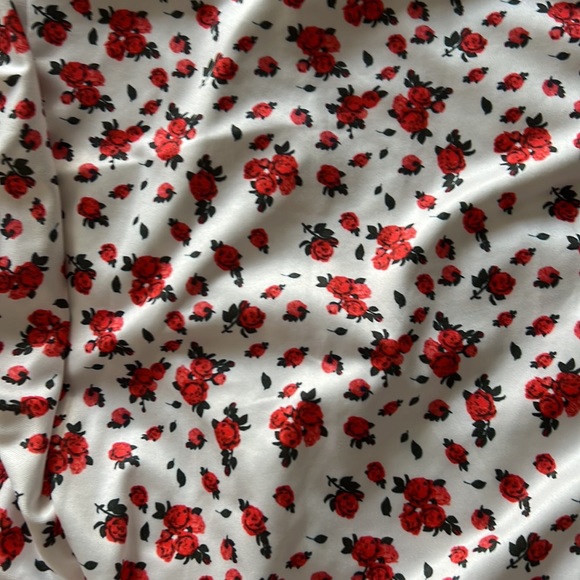 Floral 2 piece skirt set - Picture 2 of 7